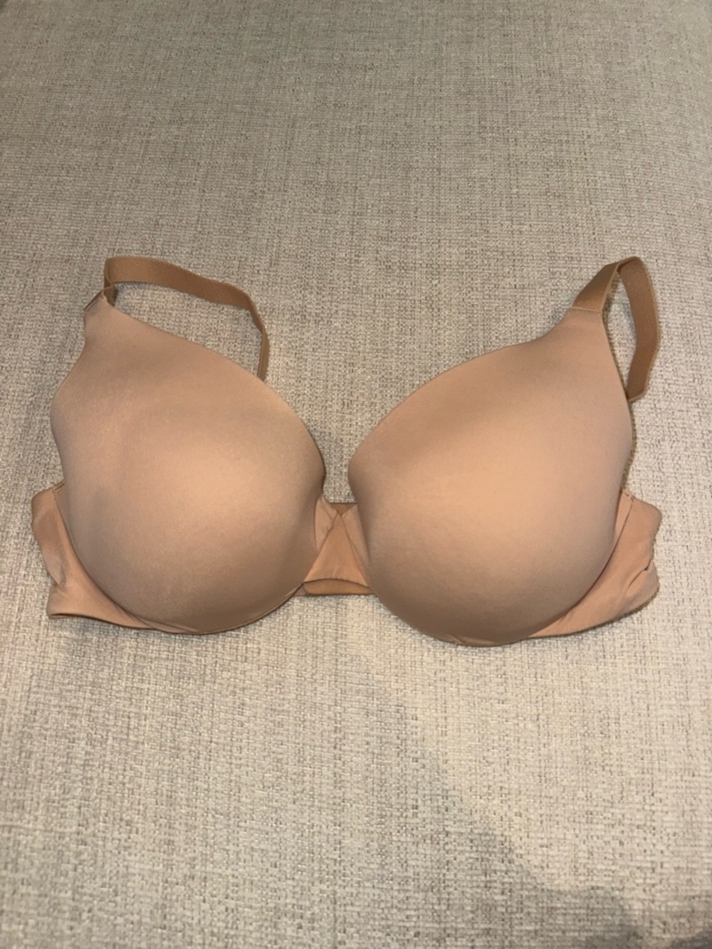 SKIMS Full Coverage Lightly Lined Bra